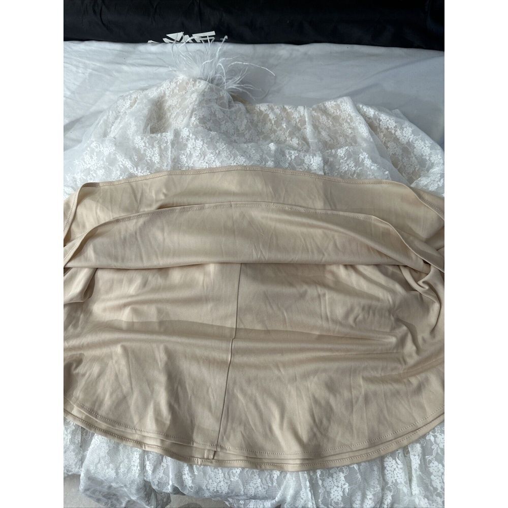 NEW $798 Mac Duggal [ 12‎ ] Lace Embellished Feather One Shoulder Gown Ivory - Picture 7 of 16
